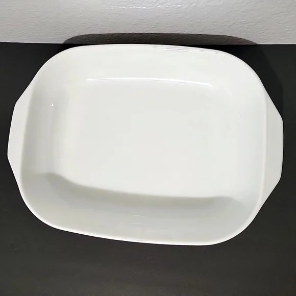 Vintage Made in England PYREX Casserole Dish Brown Floral Vine Pattern - Picture 7 of 9